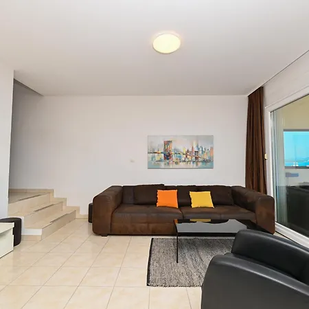 Sunny Place With Sea View Апартаменты