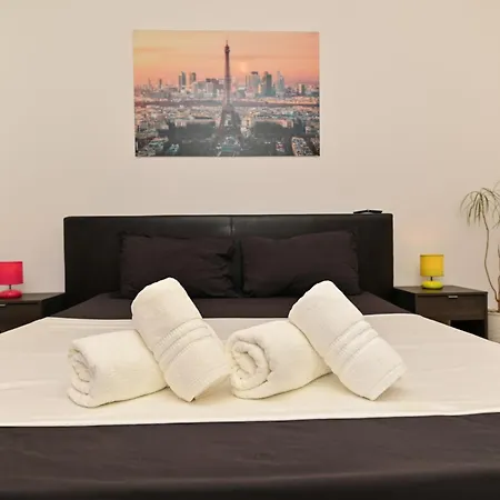 Апартаменты Sunny Place With Sea View