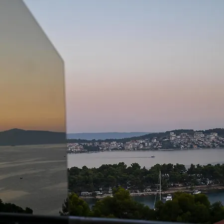 Sunny Place With Sea View *