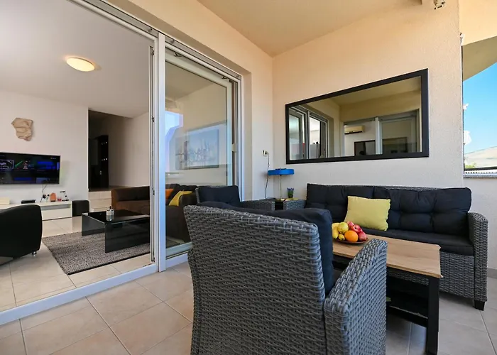 Appartement Sunny Place With Sea View Trogir