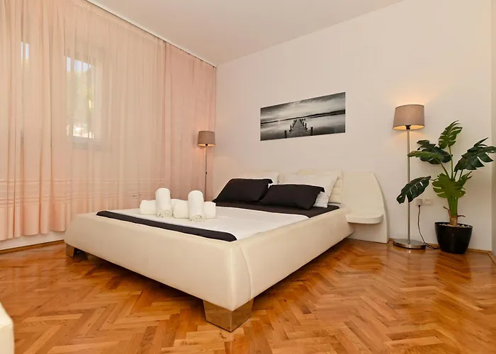 Sunny Place With Sea View * Trogir